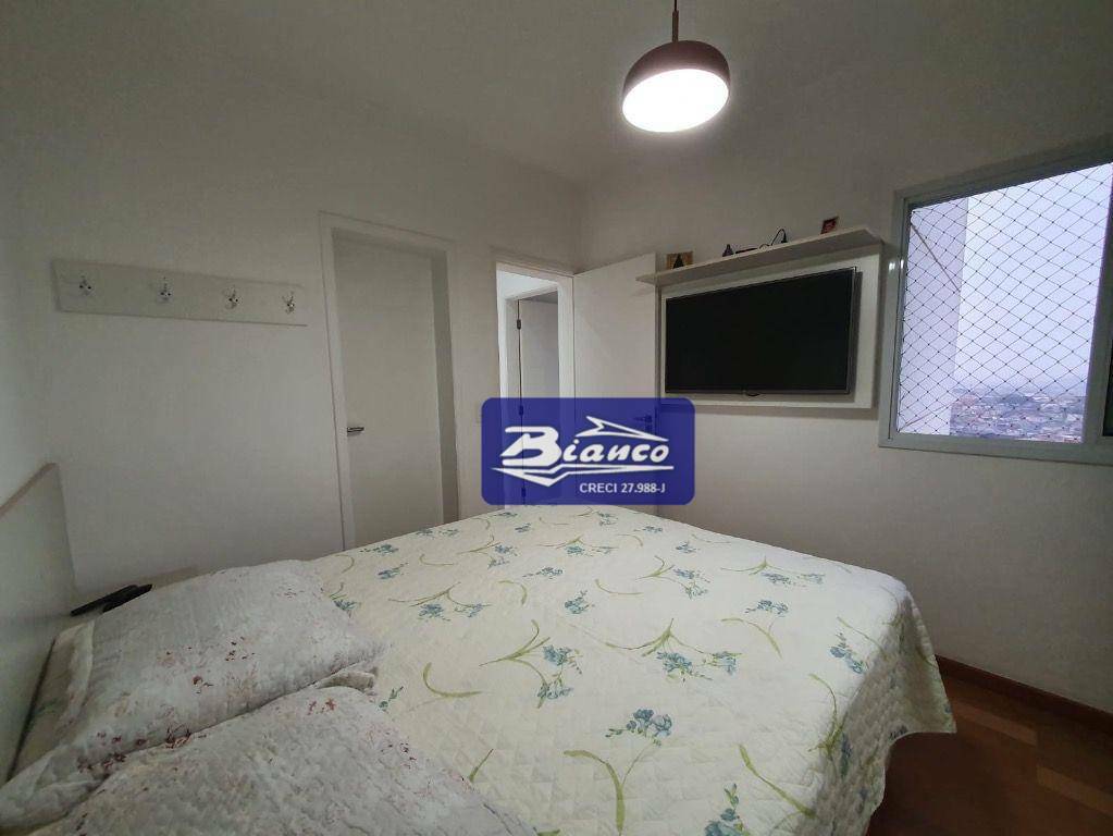 Apartamento à venda com 3 quartos, 80m² - Foto 4