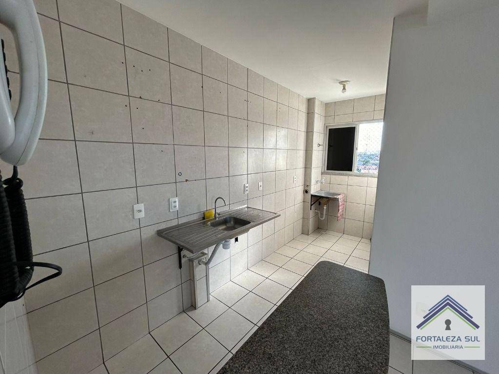 Apartamento à venda com 2 quartos, 55m² - Foto 13