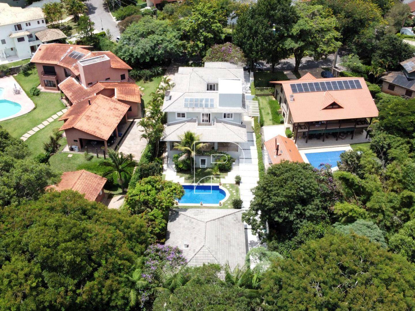 Casa de Condomínio à venda com 4 quartos, 553m² - Foto 1