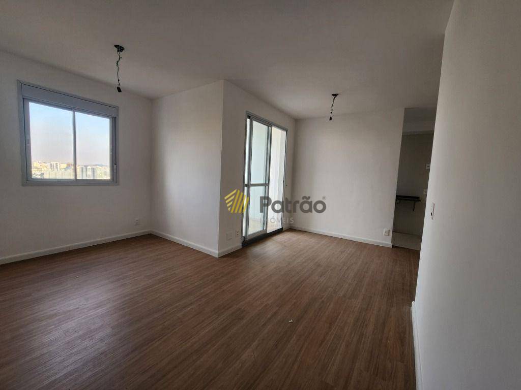 Apartamento à venda com 2 quartos, 69m² - Foto 3