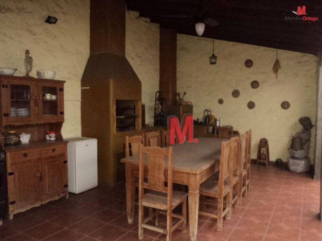 Casa à venda com 2 quartos, 150m² - Foto 17