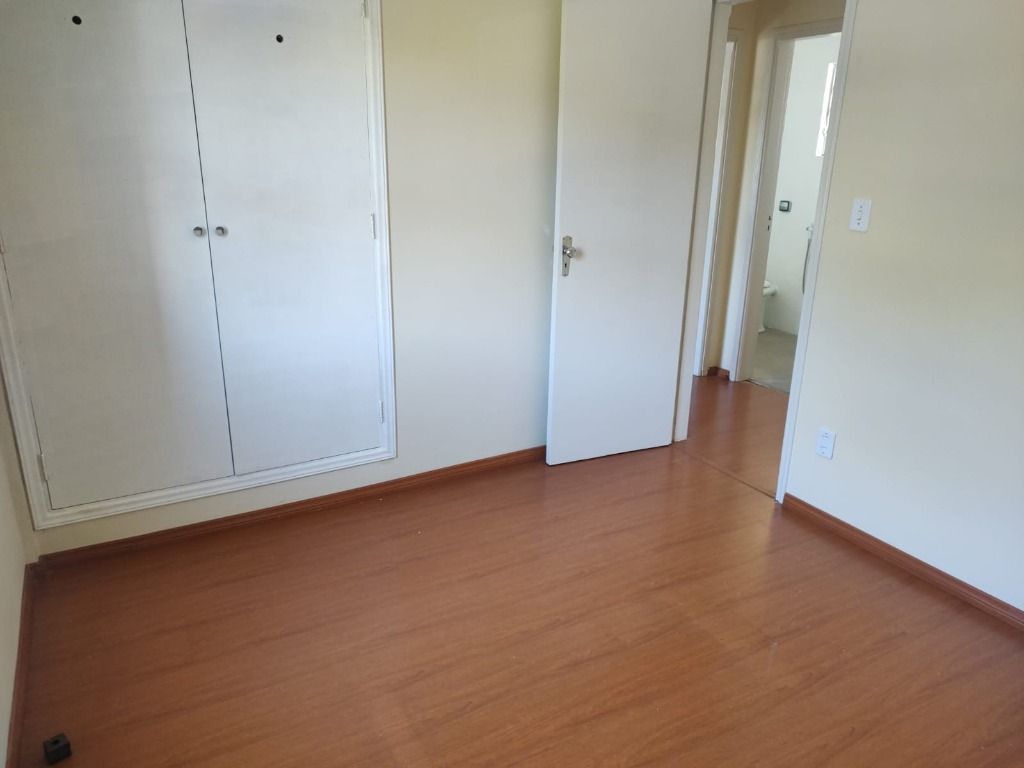 Apartamento à venda com 2 quartos, 62m² - Foto 19