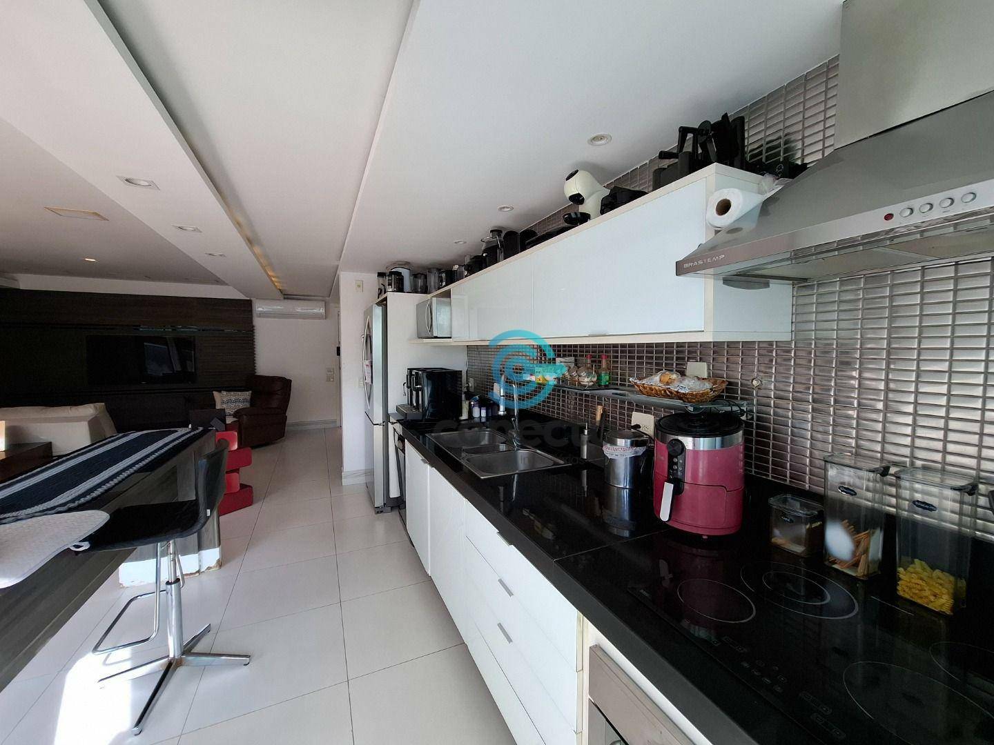 Cobertura para alugar com 2 quartos, 150m² - Foto 11