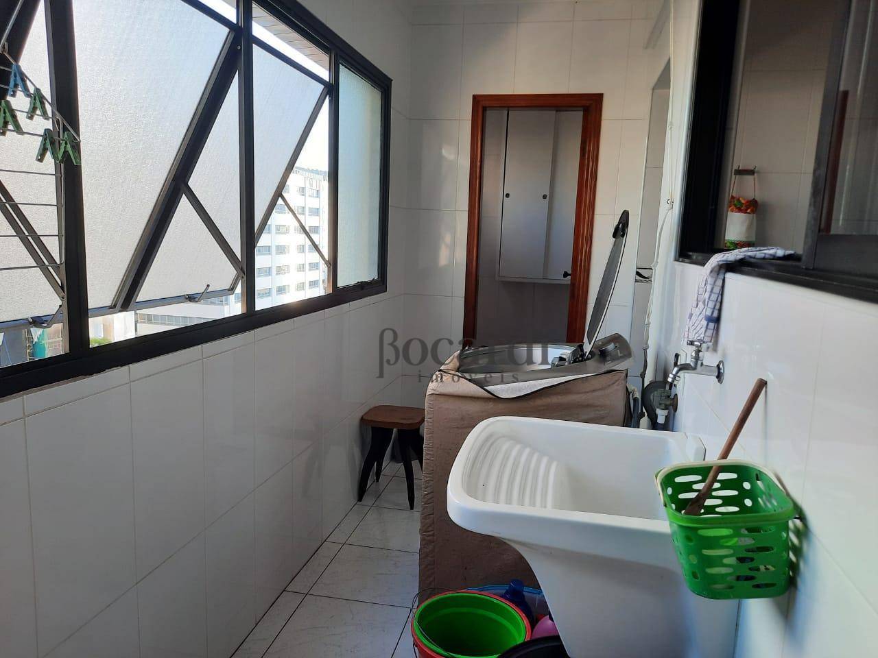 Apartamento à venda com 3 quartos, 195m² - Foto 23