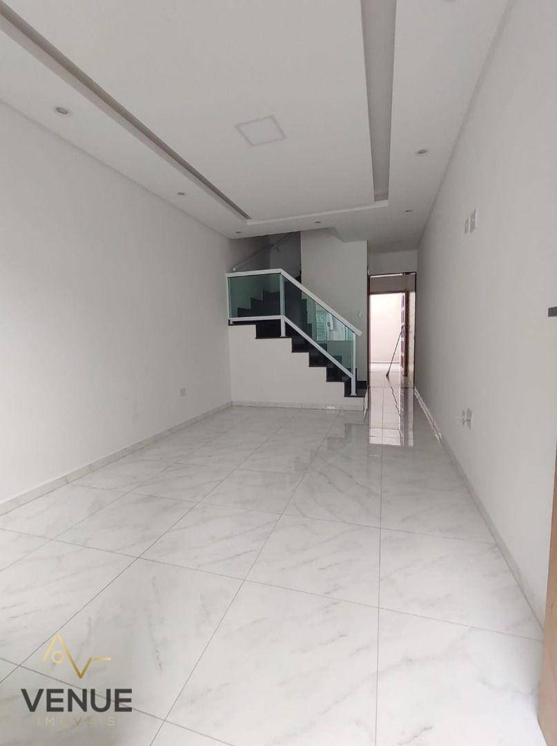 Sobrado à venda com 2 quartos, 75m² - Foto 18