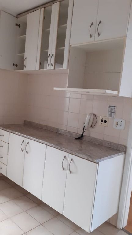 Apartamento à venda com 2 quartos, 58m² - Foto 12