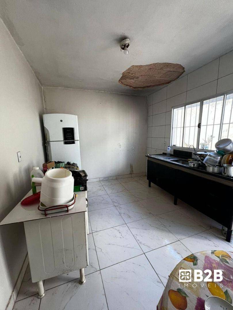 Casa à venda com 3 quartos, 284M2 - Foto 4