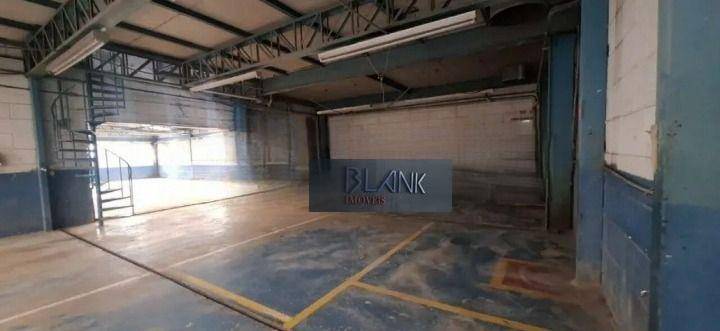 Prédio Inteiro para alugar, 1650m² - Foto 8