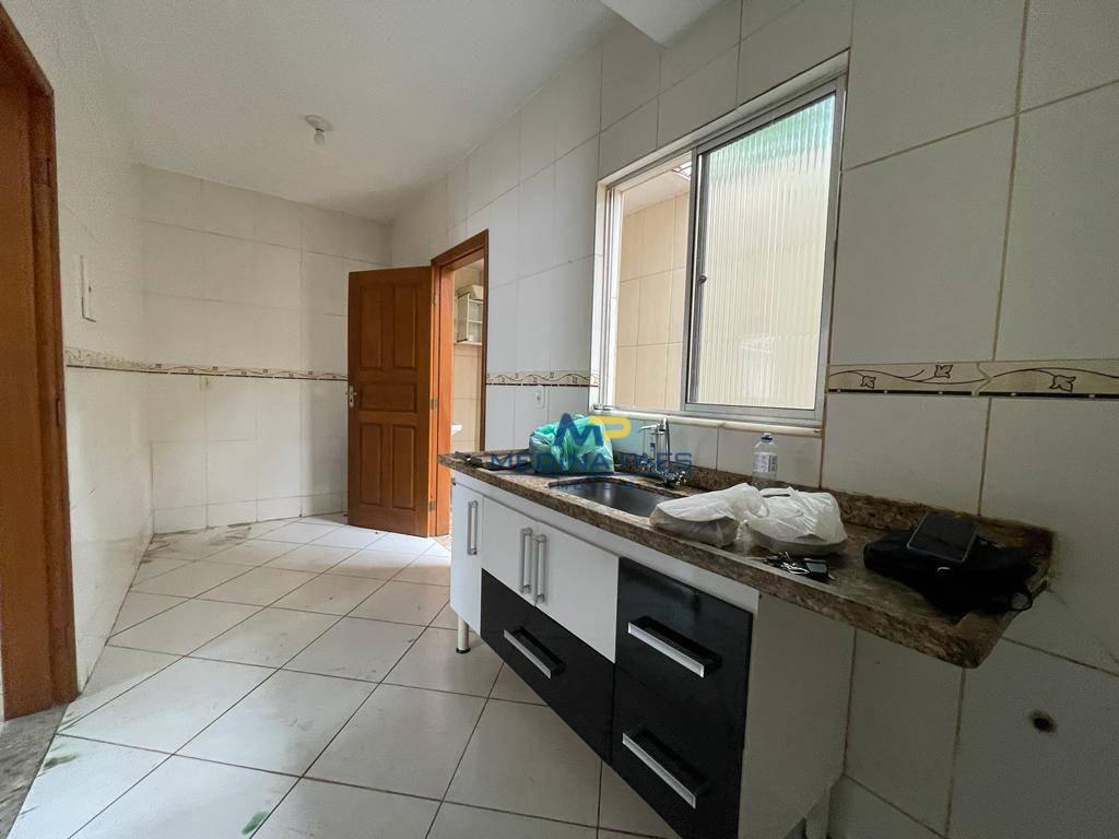 Casa à venda com 2 quartos, 70M2 - Foto 4