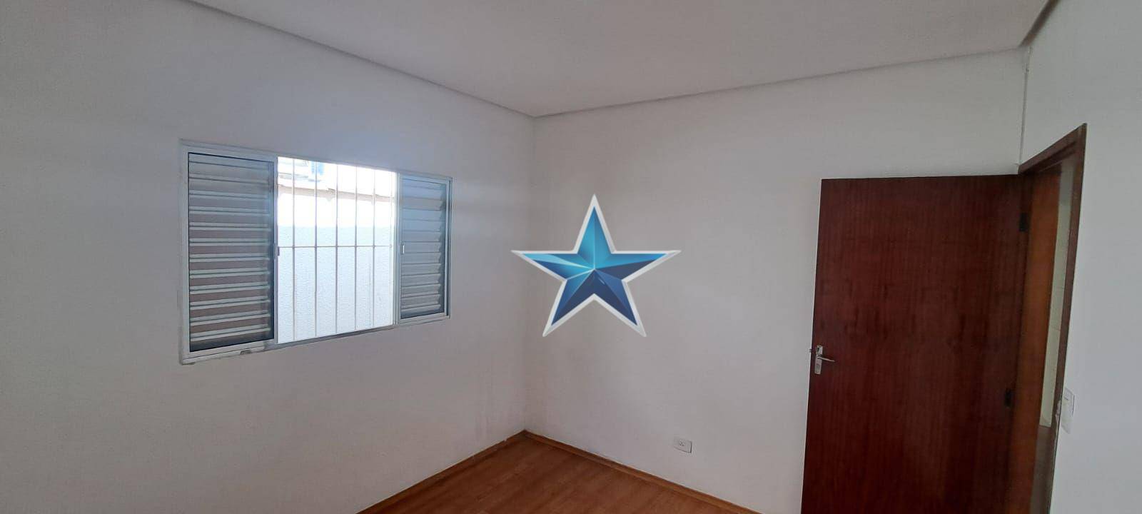 Casa à venda com 2 quartos, 90m² - Foto 16