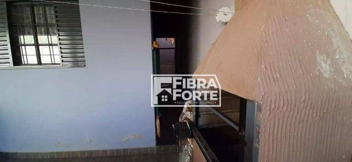 Casa à venda com 3 quartos, 140m² - Foto 17