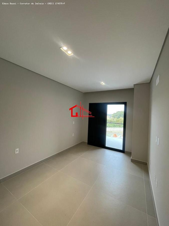 Casa de Condomínio à venda com 3 quartos, 258m² - Foto 37