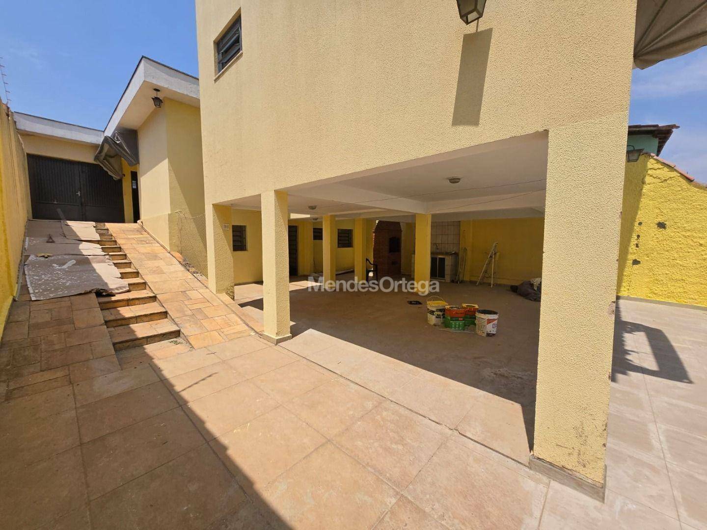 Casa à venda e aluguel com 3 quartos, 200m² - Foto 23