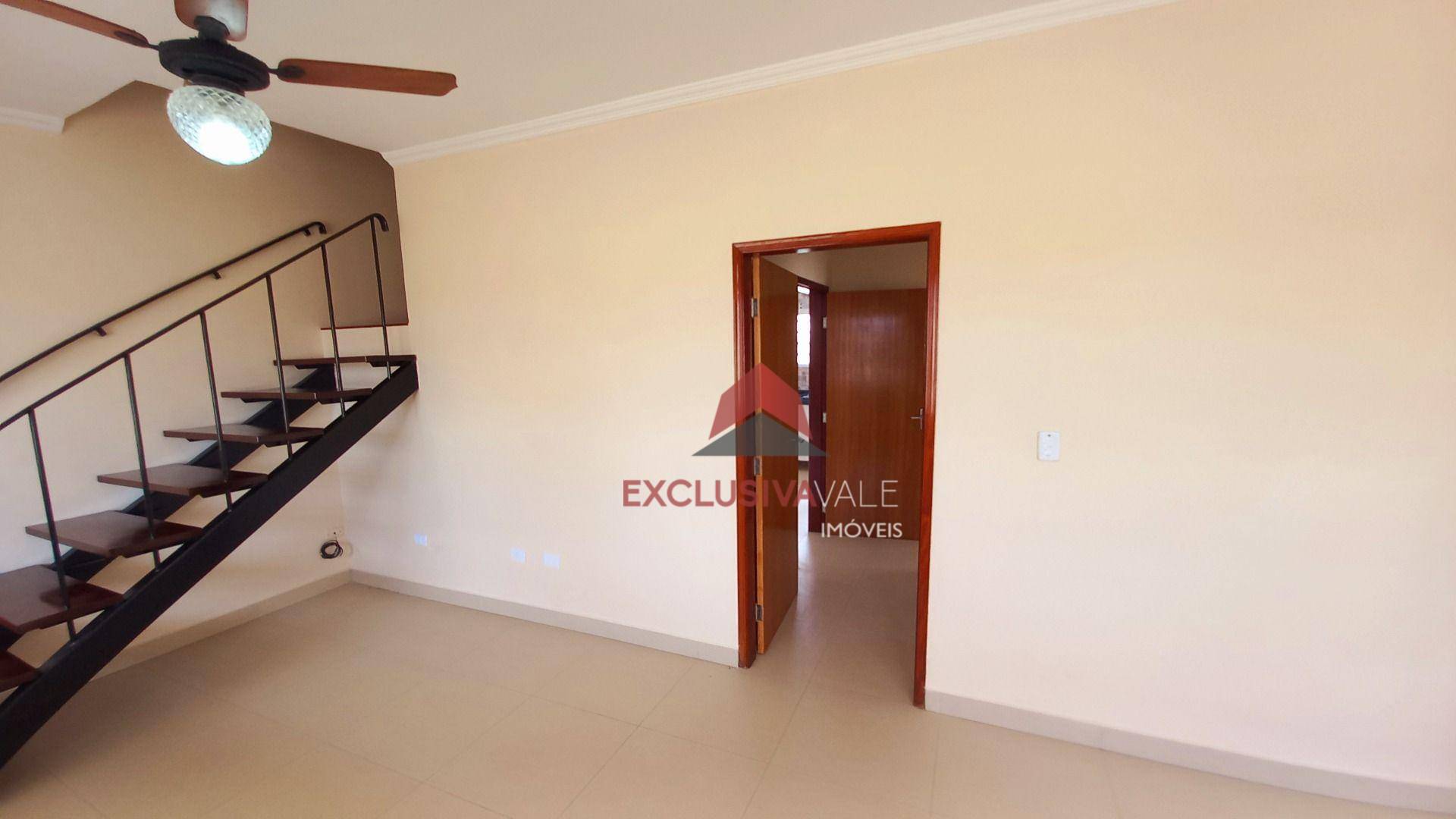 Casa à venda com 5 quartos, 232m² - Foto 6