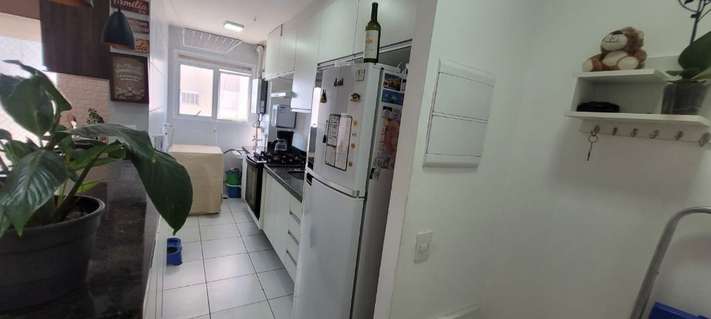 Apartamento à venda com 2 quartos, 60m² - Foto 7