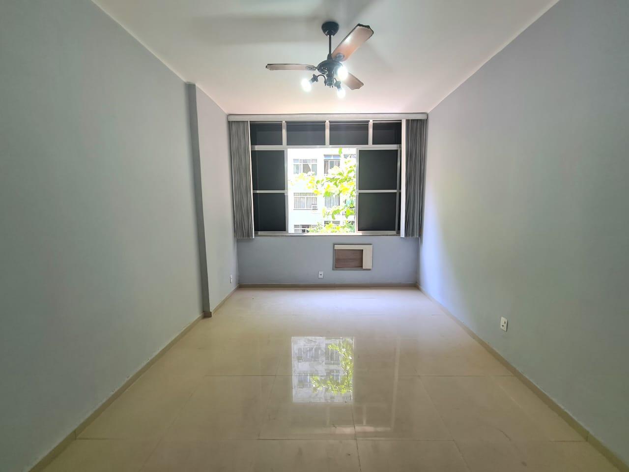 Apartamento à venda com 1 quarto, 39m² - Foto 24