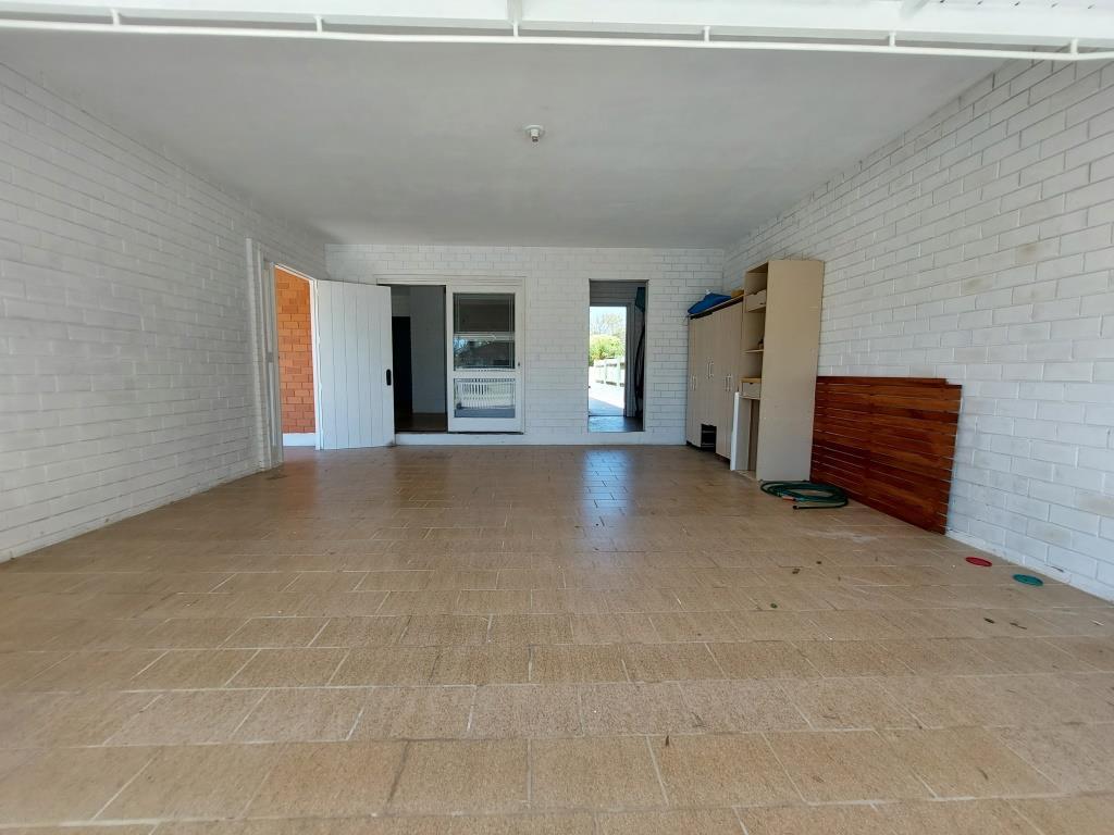 Casa à venda com 3 quartos, 260m² - Foto 17