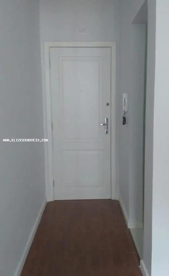 Apartamento à venda com 1 quarto, 70m² - Foto 3