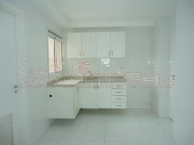 Apartamento para alugar com 4 quartos, 152m² - Foto 7