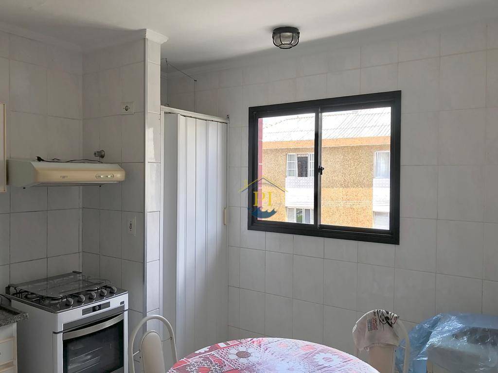 Apartamento para alugar com 3 quartos, 90m² - Foto 12