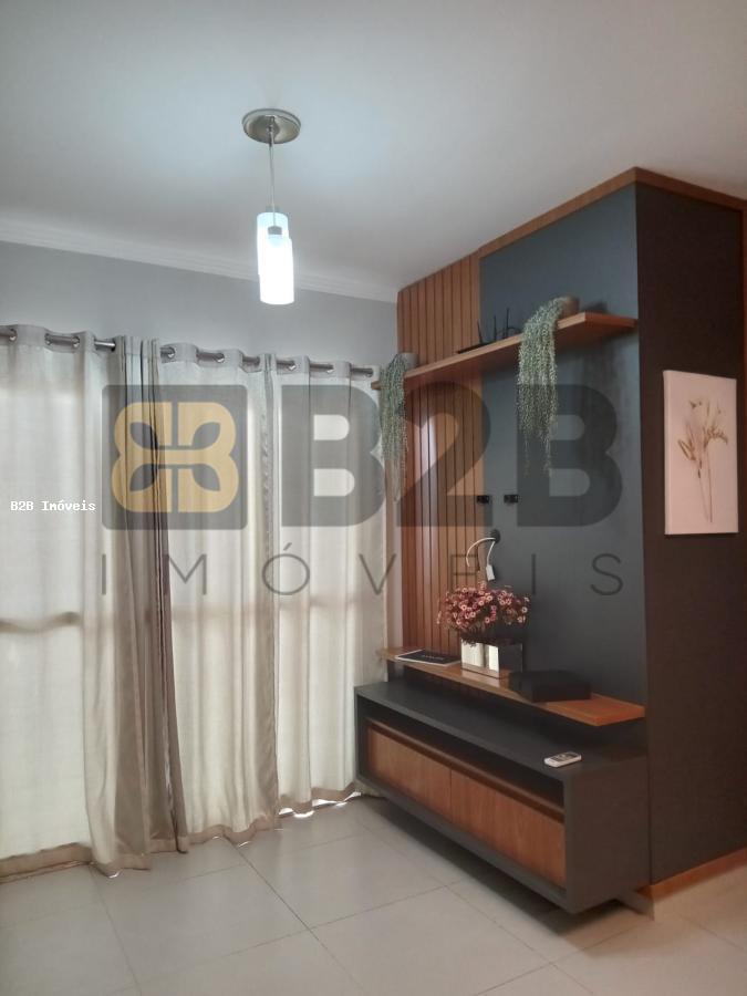 Apartamento à venda com 3 quartos, 69m² - Foto 1