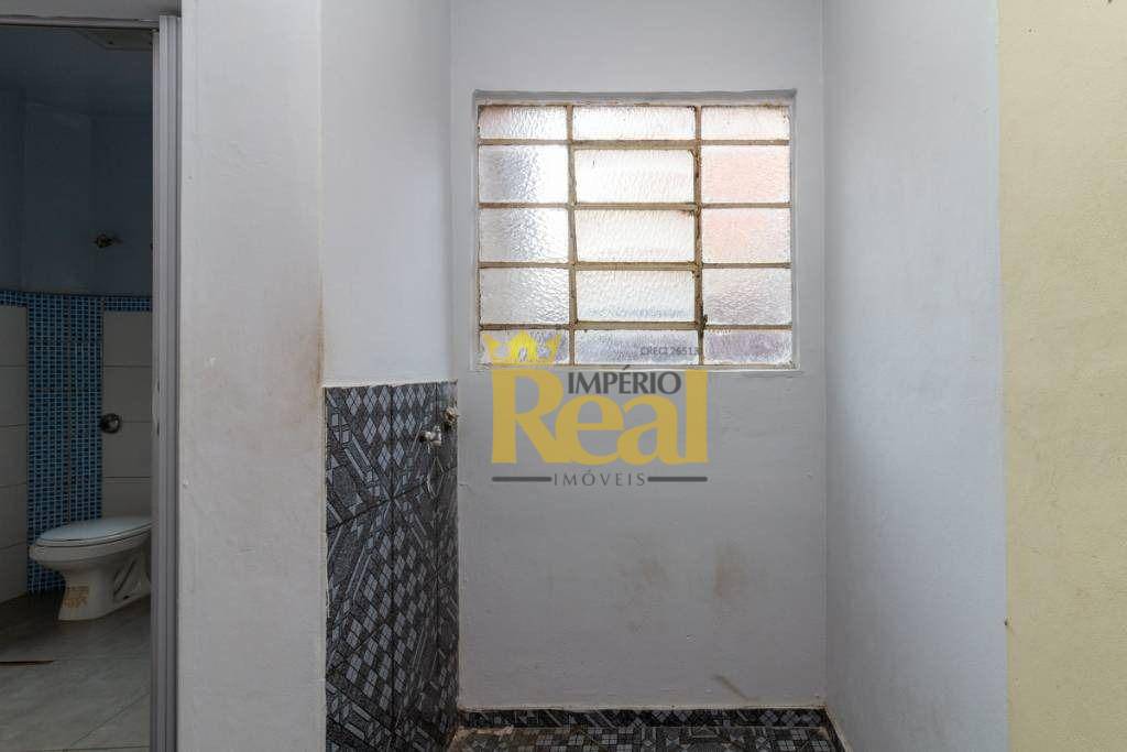 Casa para alugar com 3 quartos, 400m² - Foto 19