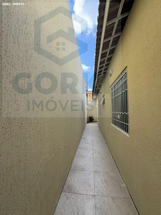 Casa à venda com 3 quartos, 105m² - Foto 10