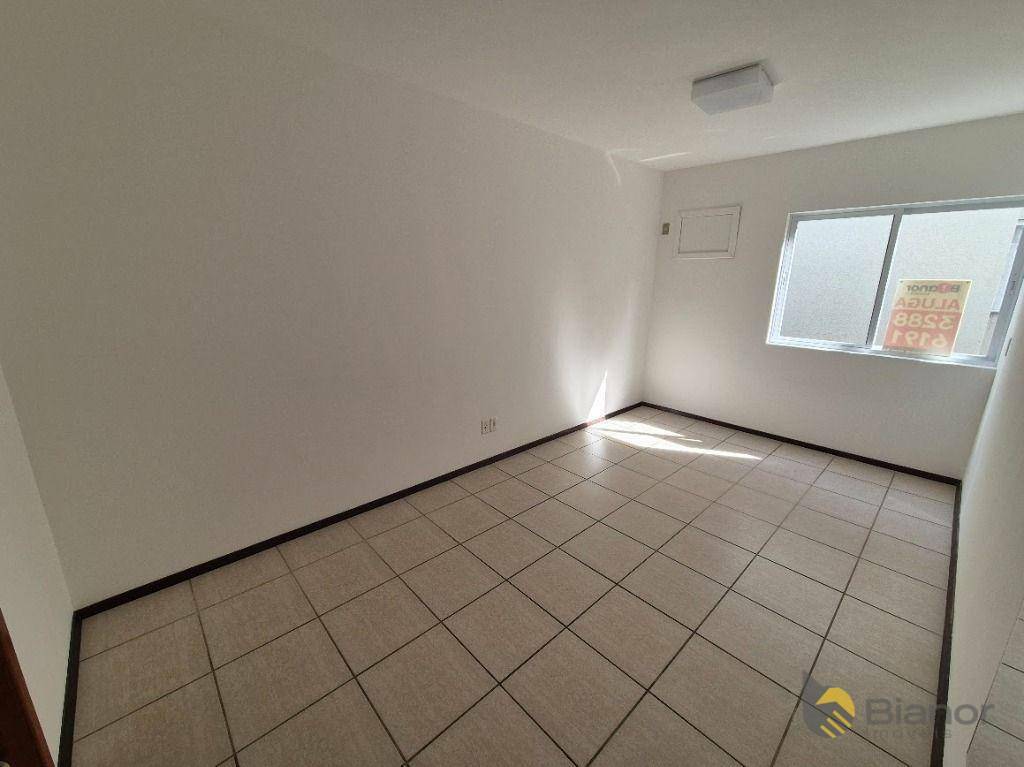 Apartamento à venda e aluguel com 2 quartos, 77m² - Foto 18