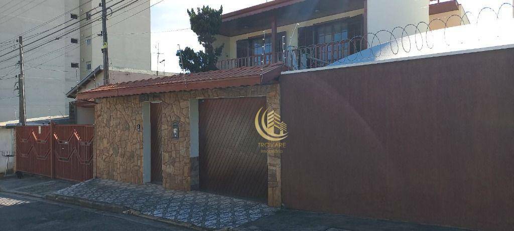 Sobrado à venda com 3 quartos, 268m² - Foto 1