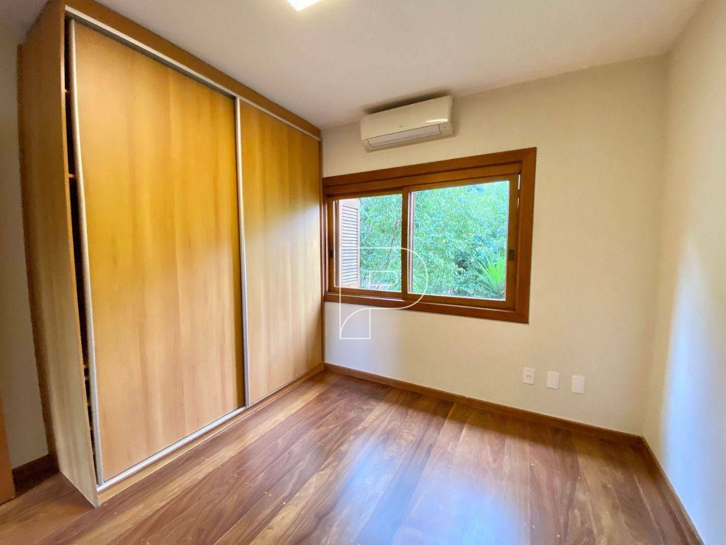 Casa de Condomínio para alugar com 4 quartos, 550m² - Foto 43