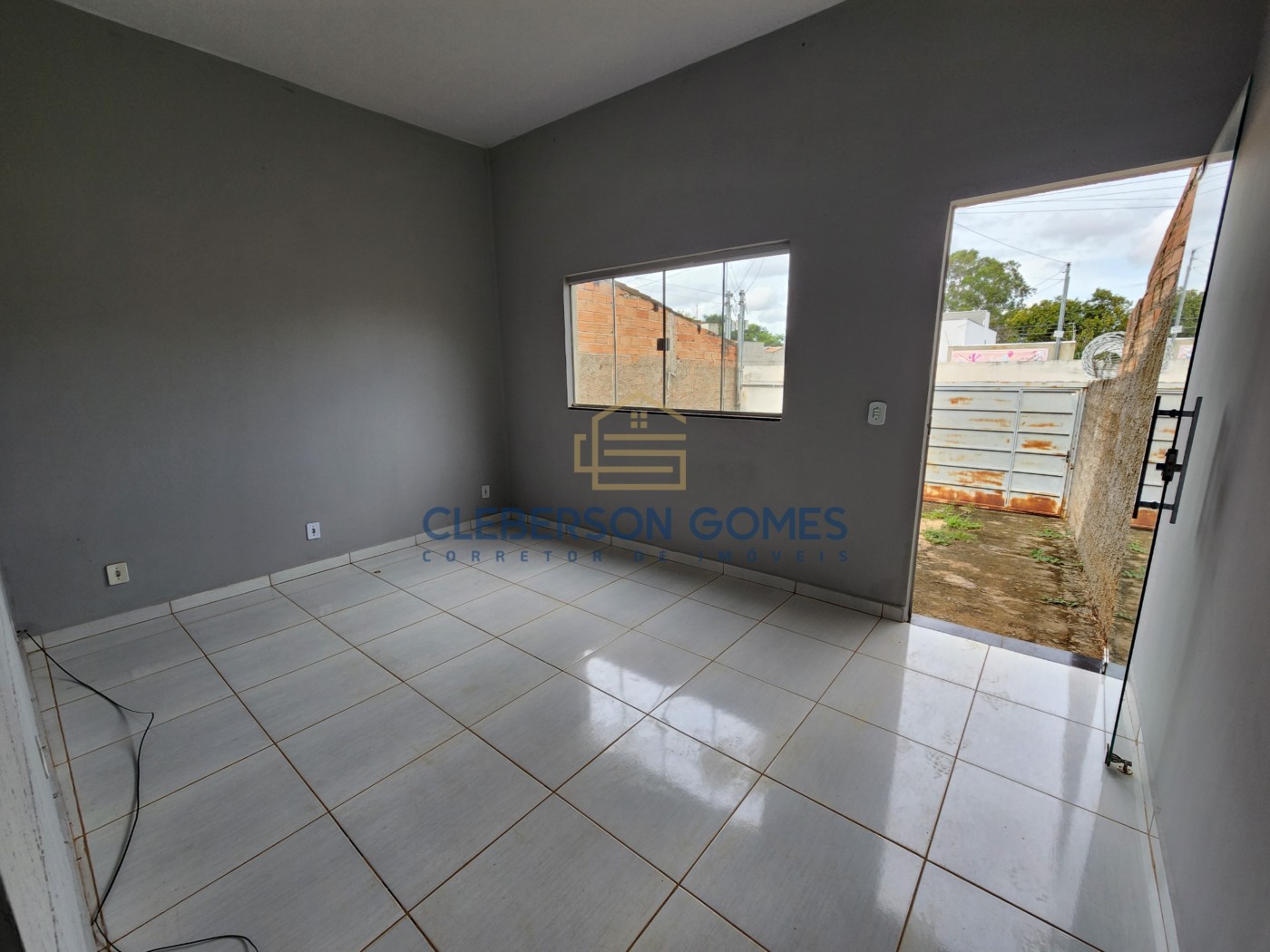 Casa à venda com 2 quartos, 180m² - Foto 6