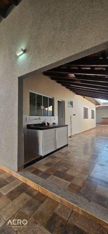 Casa à venda com 3 quartos, 197m² - Foto 24