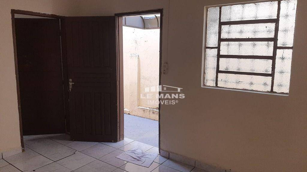 Casa, 1 quarto, 58 m² - Foto 1