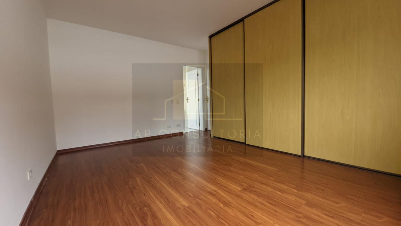 Casa à venda com 4 quartos, 620m² - Foto 17