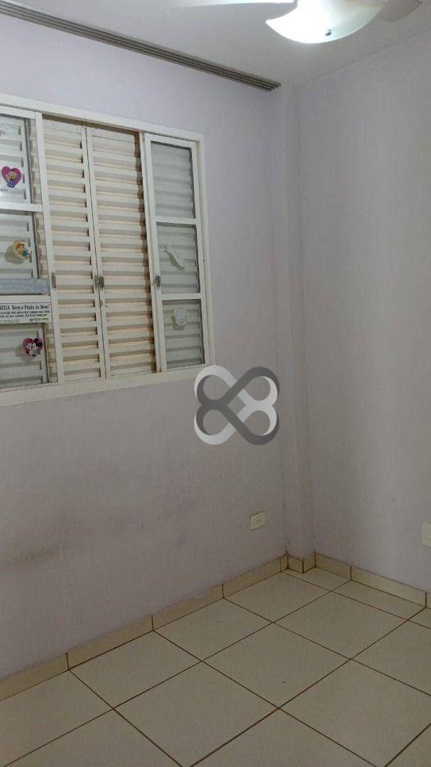 Apartamento para alugar com 3 quartos, 80m² - Foto 8