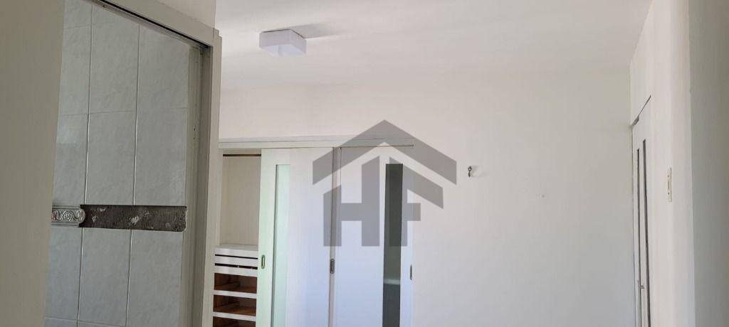 Apartamento à venda com 3 quartos, 87m² - Foto 13