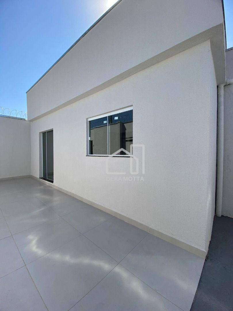 Casa à venda com 4 quartos, 150m² - Foto 29