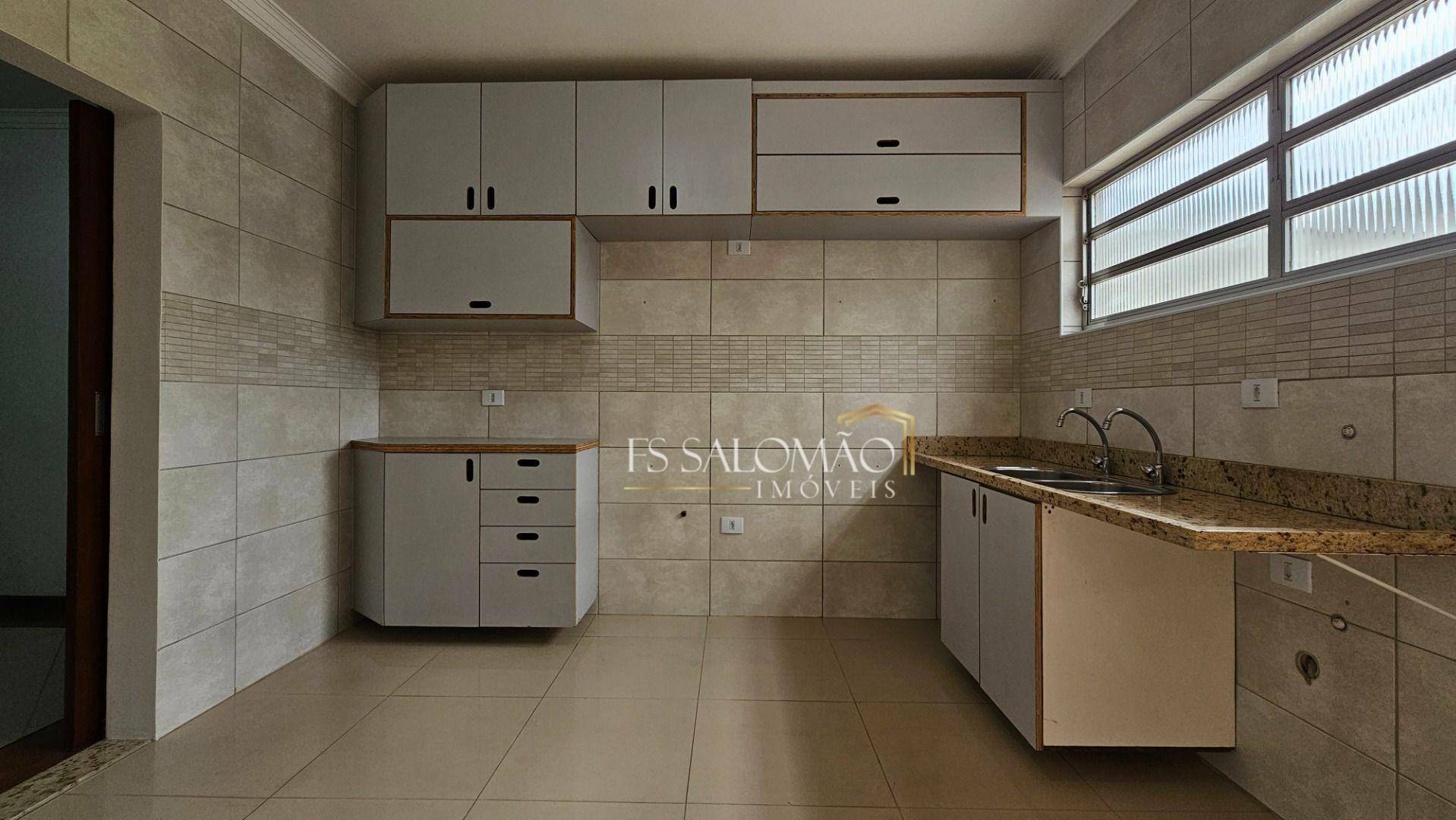 Sobrado à venda e aluguel com 4 quartos, 208m² - Foto 21