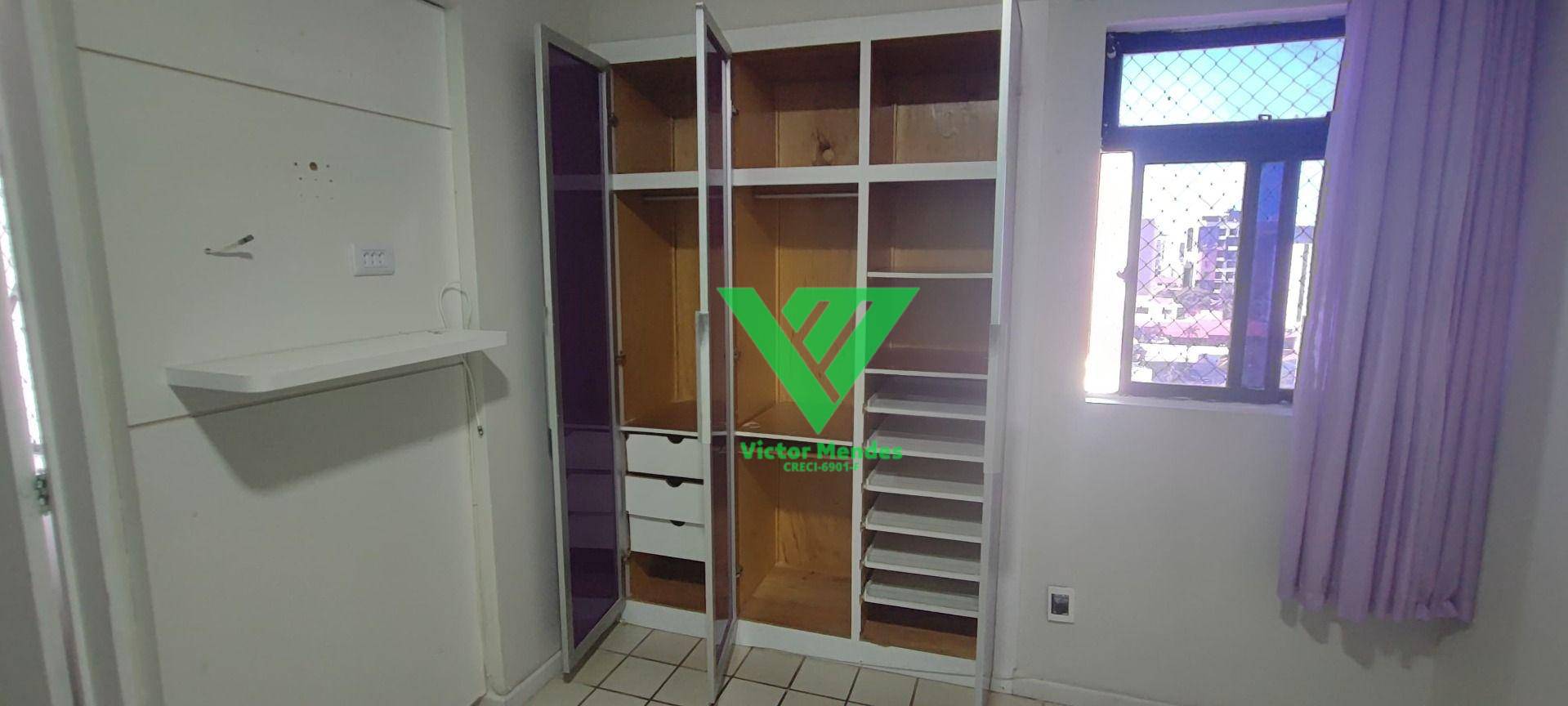 Apartamento para alugar com 4 quartos, 200m² - Foto 9