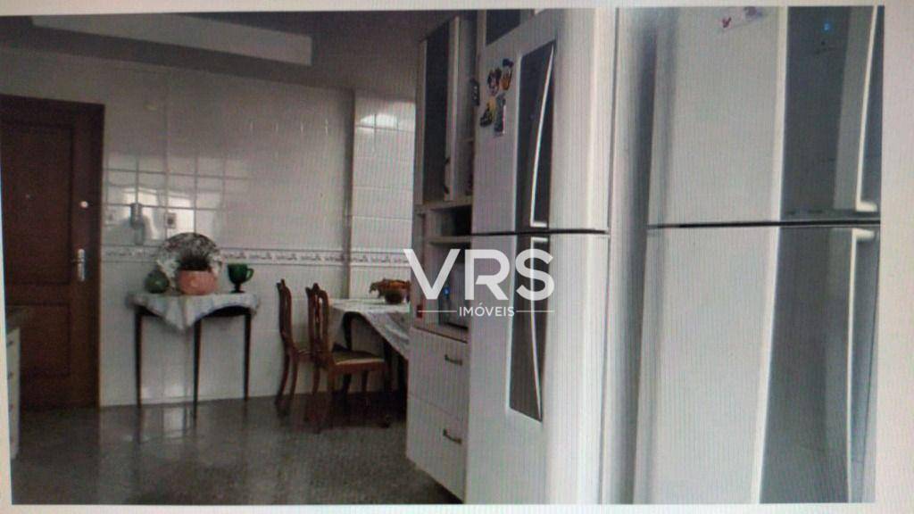 Apartamento à venda com 4 quartos, 172m² - Foto 14