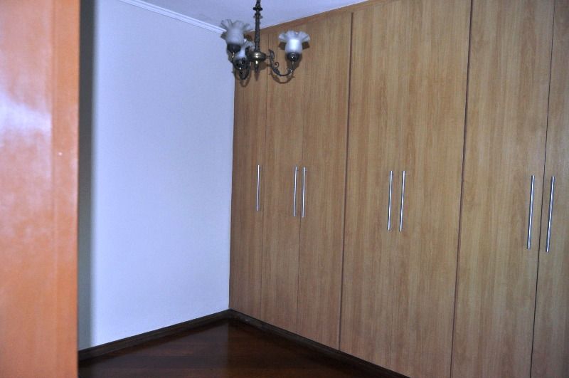 Casa à venda com 4 quartos, 190m² - Foto 7