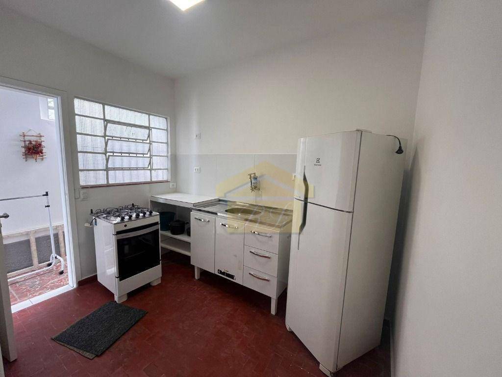 Casa para alugar com 1 quarto, 40m² - Foto 6