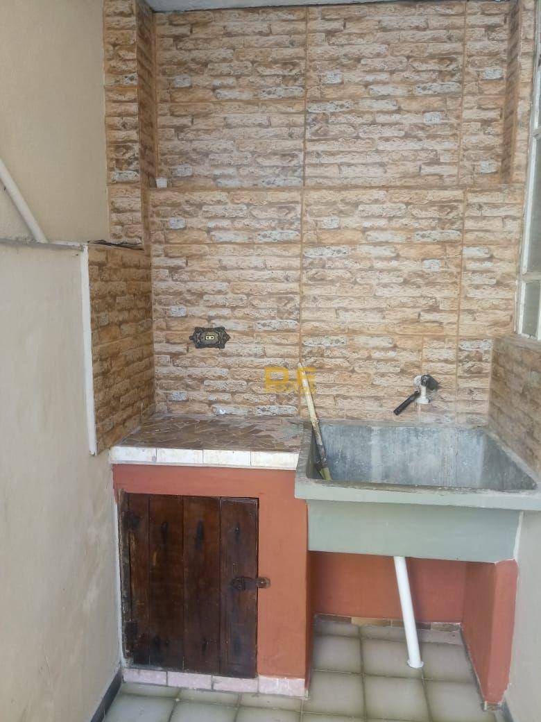 Casa à venda com 2 quartos, 154m² - Foto 14