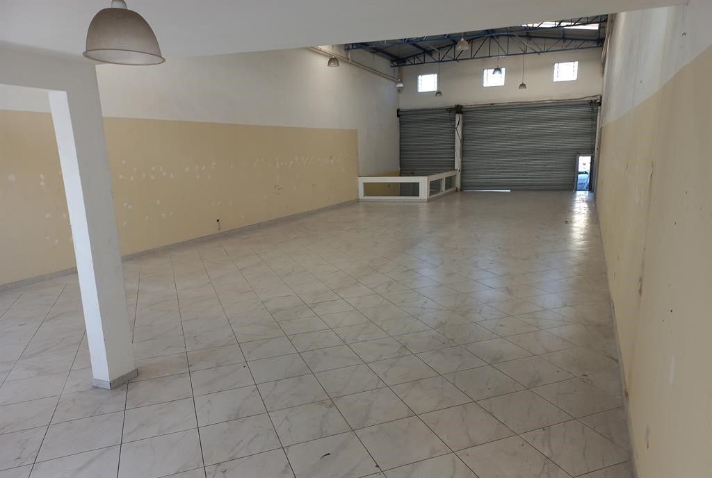 Depósito-Galpão-Armazém à venda, 670m² - Foto 2