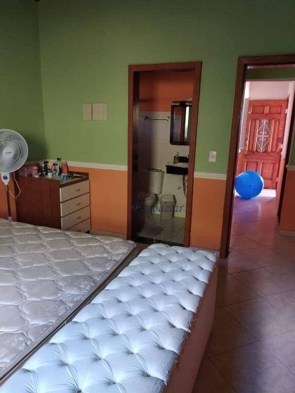 Chácara à venda com 4 quartos, 250m² - Foto 15