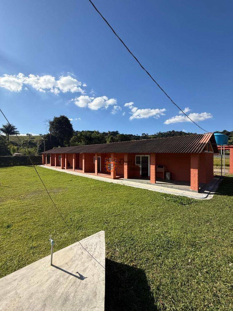 Chácara à venda com 8 quartos, 405m² - Foto 16