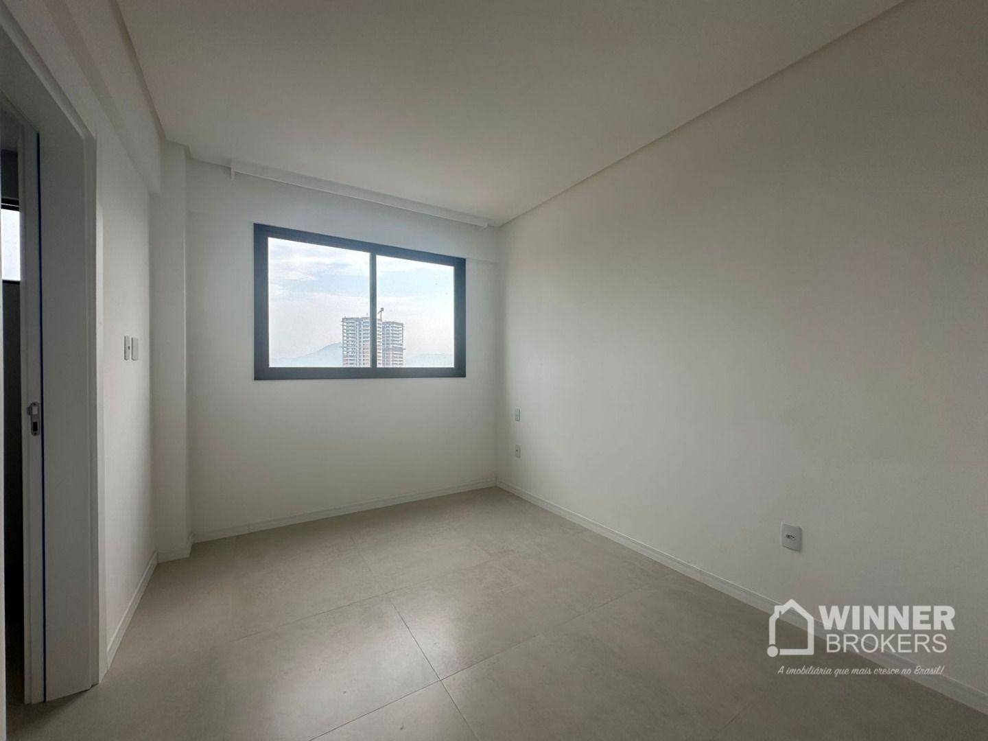 Apartamento à venda com 3 quartos, 105m² - Foto 15