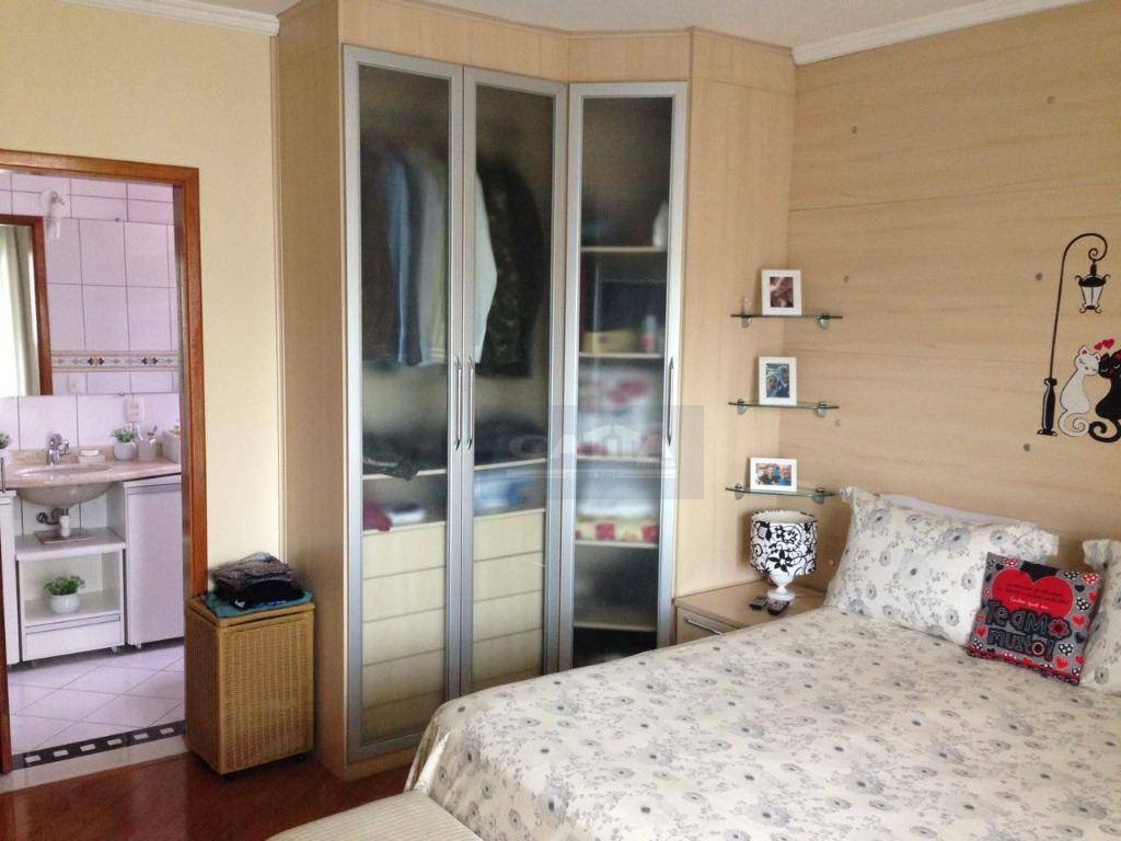 Sobrado à venda com 4 quartos, 229m² - Foto 55