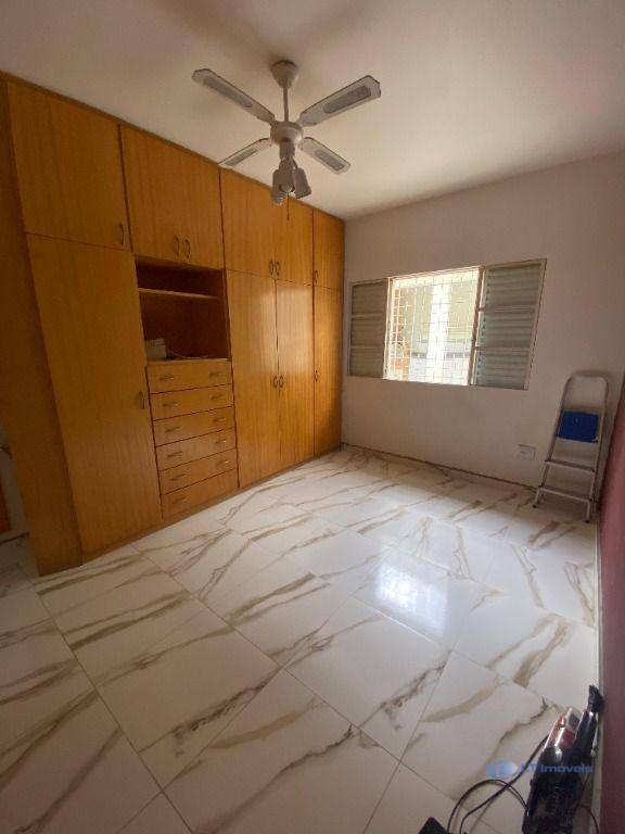 Casa à venda e aluguel com 3 quartos, 180m² - Foto 16