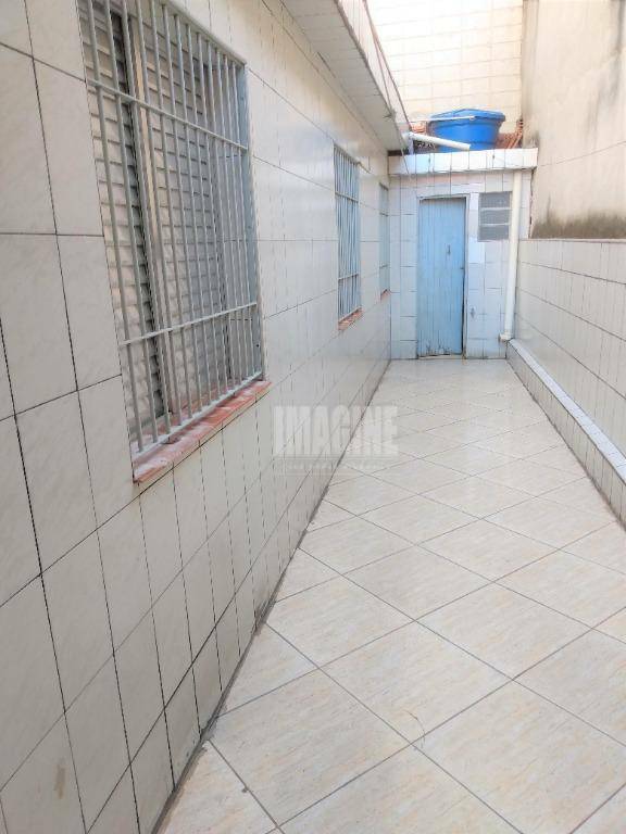 Casa à venda com 3 quartos, 190m² - Foto 17